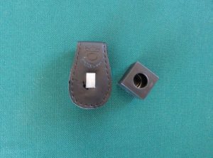 MAGNETIC CHALK HOLDER